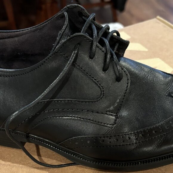 Men's Black Dress Shoes (Wingtips) - Picture 4 of 5